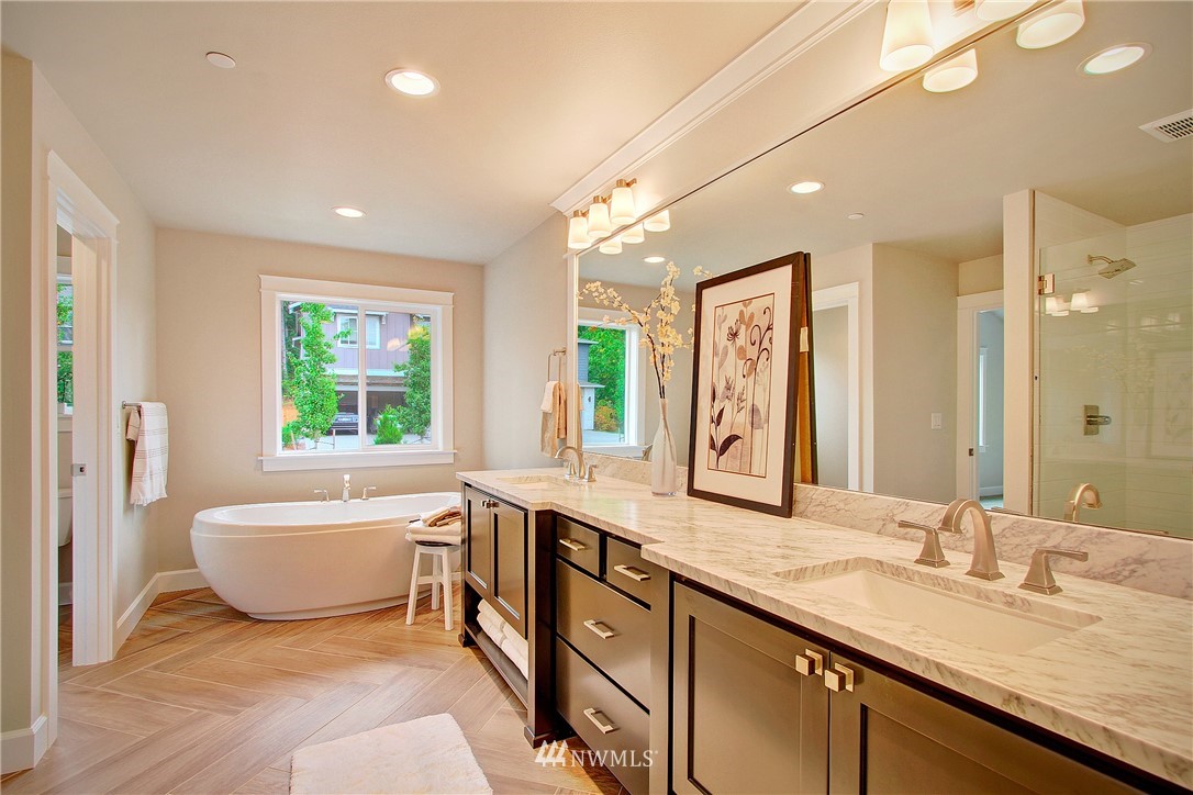 6121 Northeast 2nd Street Renton, WA 98059 - Photo 13 of 19