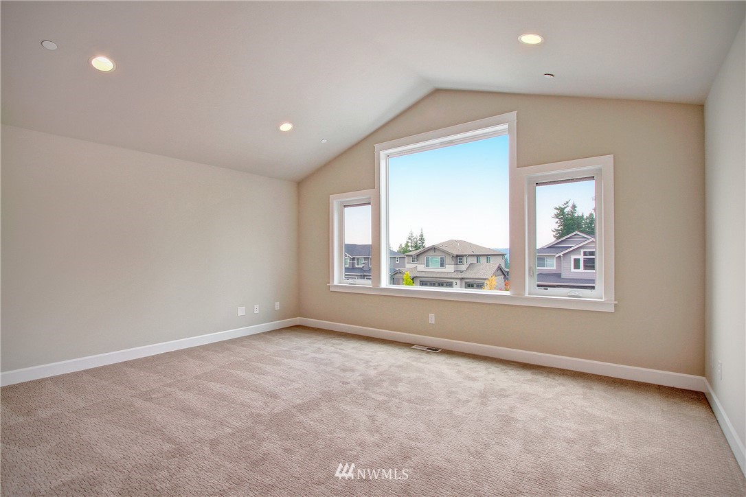 6121 Northeast 2nd Street Renton, WA 98059 - Photo 18 of 19