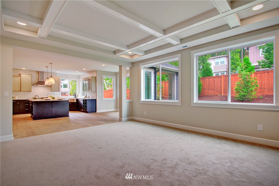 6121 Northeast 2nd Street Renton, WA 98059 - Photo 5 of 19