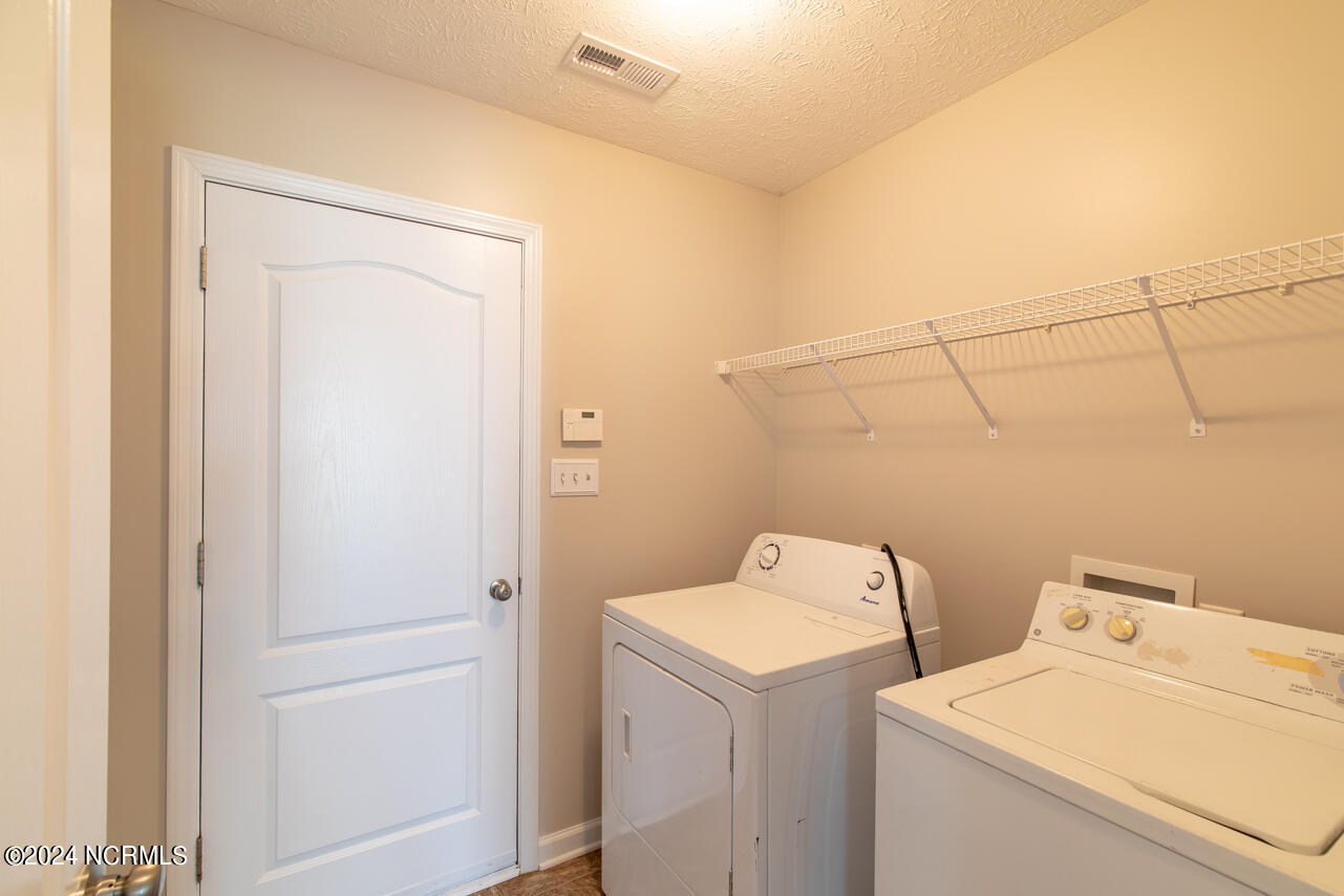 220 Merin Height Road Jacksonville, NC 28546 - Photo 8 of 18