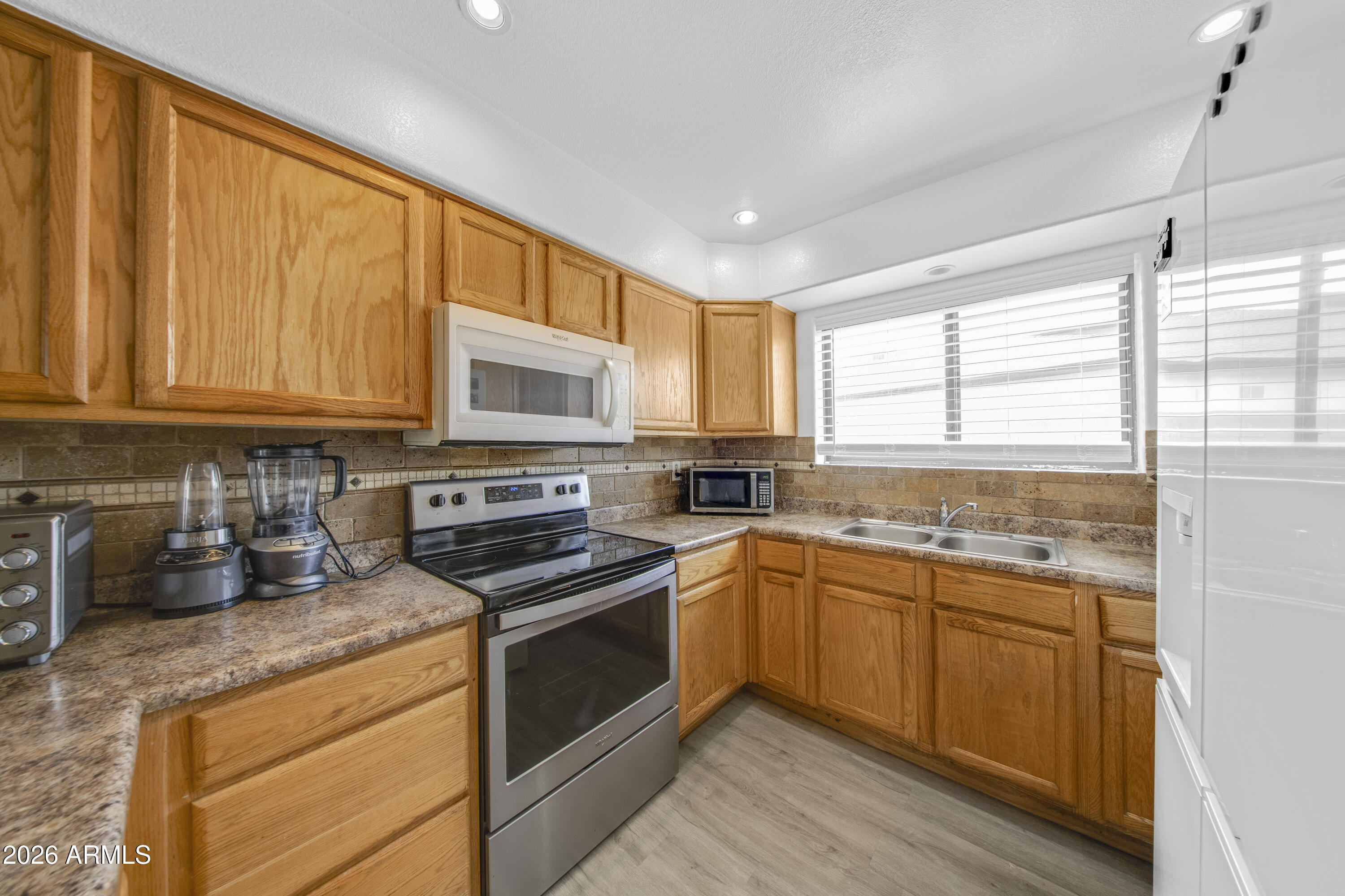 4412 West Coronado Road Phoenix, AZ 85035 - Photo 6 of 14 Gallery Image 6