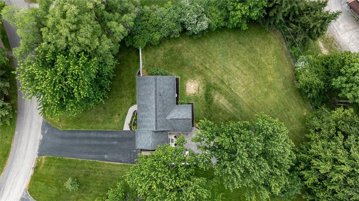 34 Faircrest Road Henrietta, NY 14623 - Photo 40 of 45