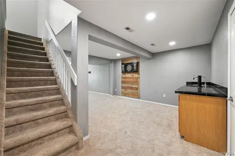 a view of entryway and hall