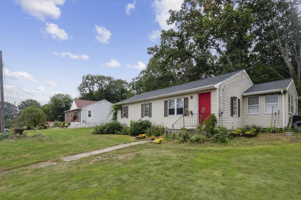 14 Raleigh Road Webster, MA 01570 - Photo 1 of 24 Gallery Image 1