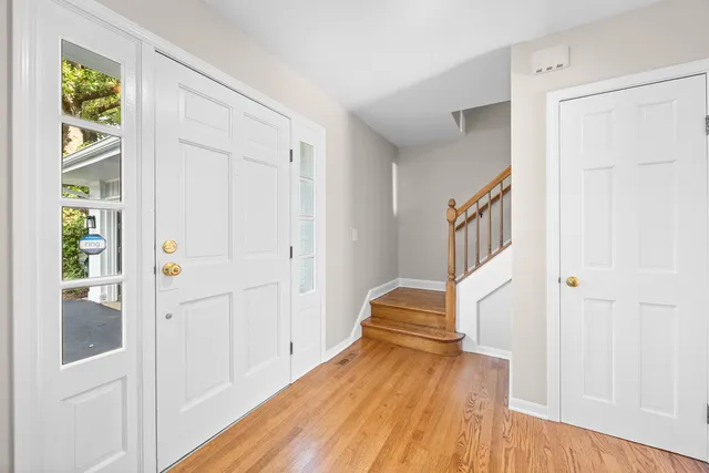 $679,000 | 721 Concord Lane, Barrington, IL 60010