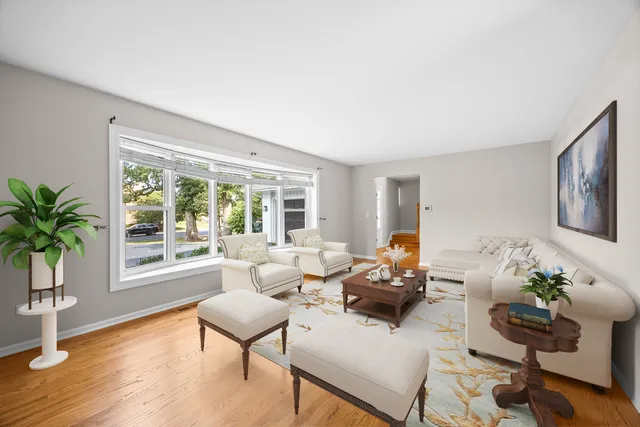 $679,000 | 721 Concord Lane, Barrington, IL 60010