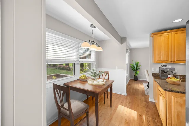 $679,000 | 721 Concord Lane, Barrington, IL 60010