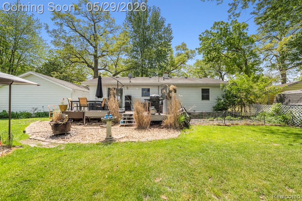 588 Illinois Street Howell, MI 48843 - Photo 20 of 25