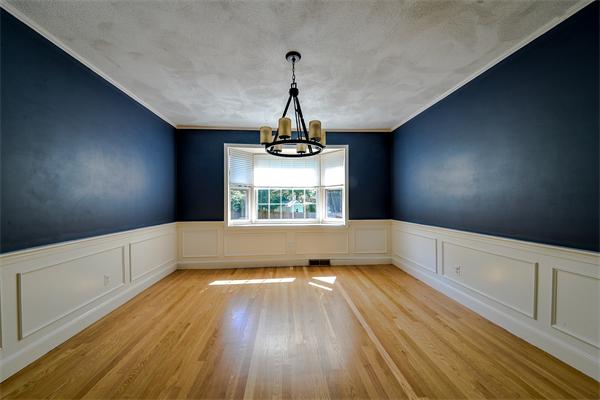 195 Woodside Road Sudbury, MA 01776 - Photo 9 of 30 Gallery Image 9
