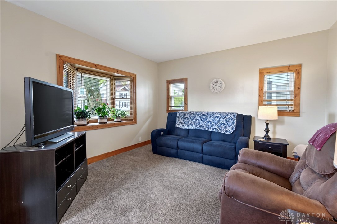134 East 1st Street Springfield, OH 45504 - Photo 6 of 59