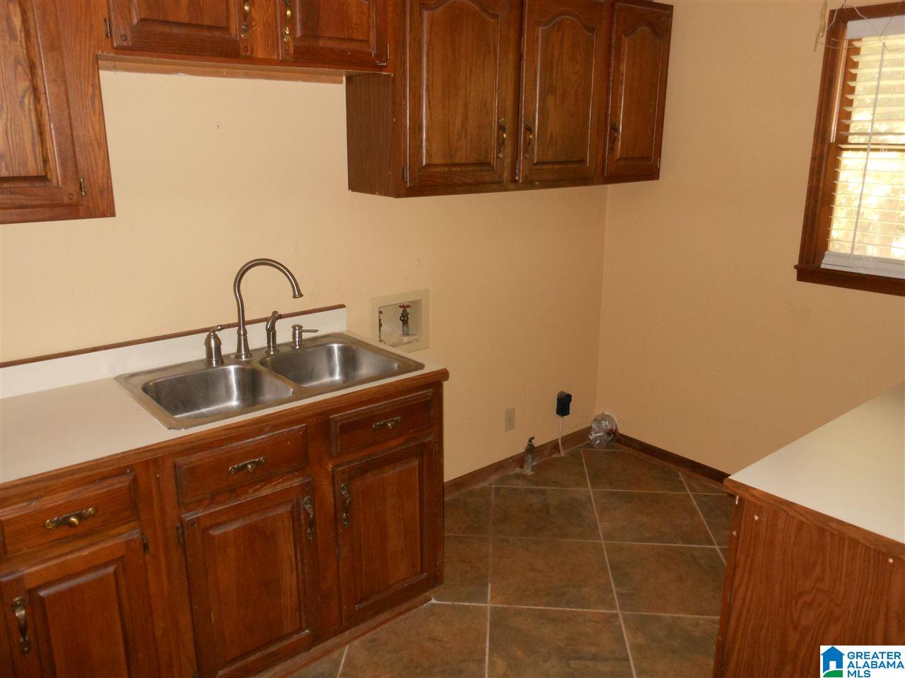 1404 Terrace Road Sylacauga, AL 35150 - Photo 8 of 16