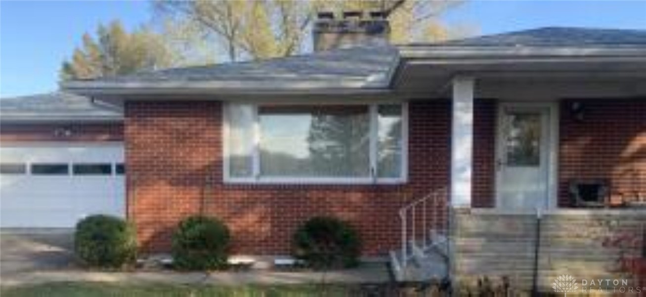 1546 West Sparrow Road Springfield, OH 45502 - Photo 3 of 44