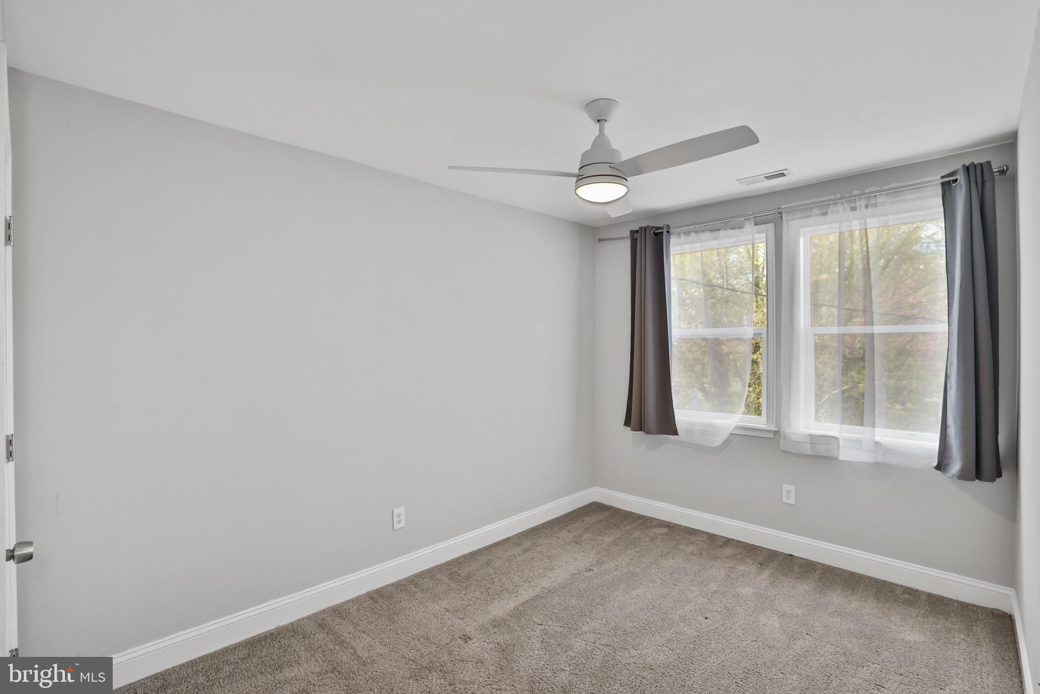 6842 Dunbar Road Dundalk, MD 21222 - Photo 14 of 23