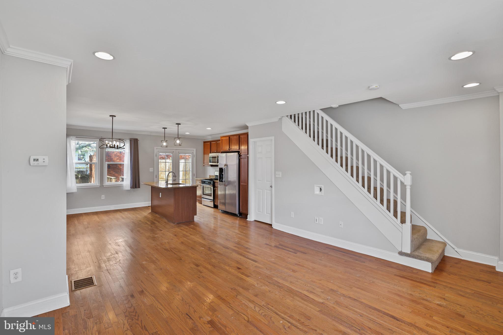 6842 Dunbar Road Dundalk, MD 21222 - Photo 2 of 23