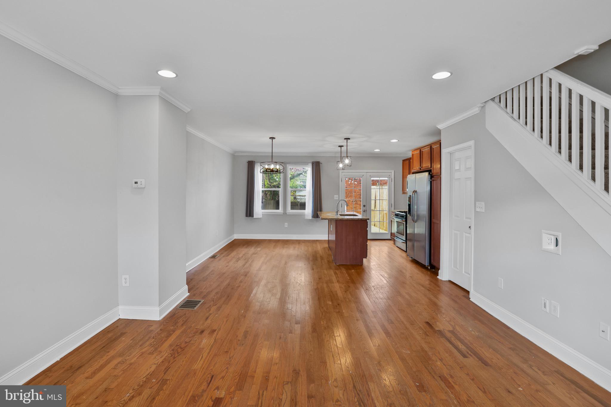 6842 Dunbar Road Dundalk, MD 21222 - Photo 3 of 23