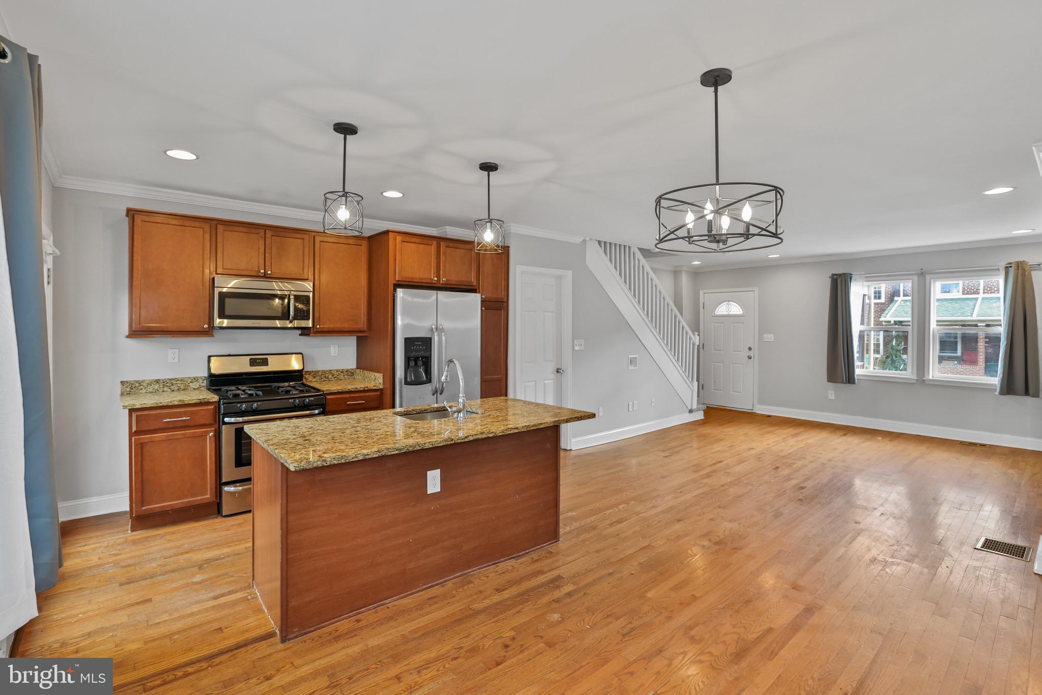 6842 Dunbar Road Dundalk, MD 21222 - Photo 5 of 23