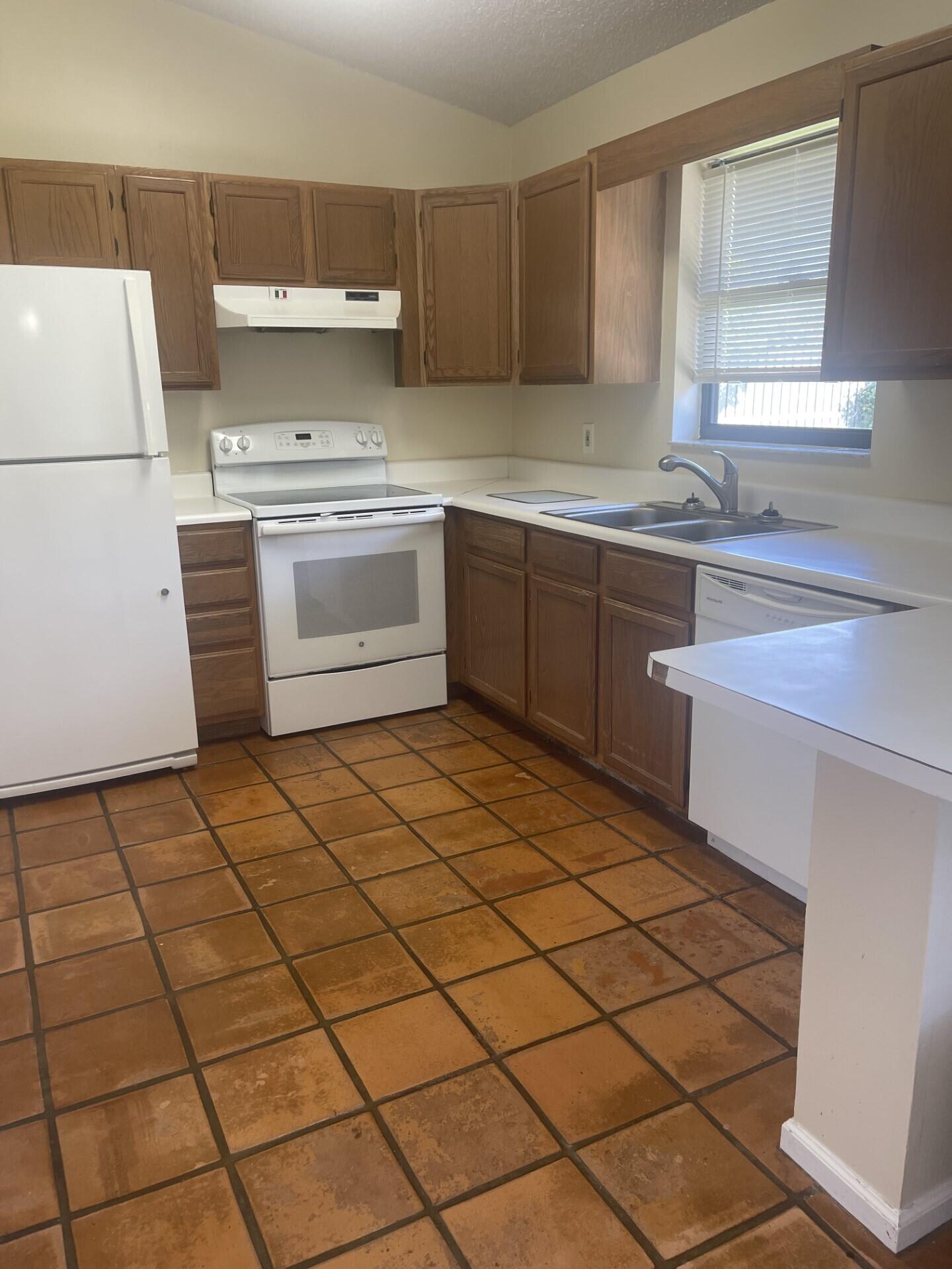 6087 Kendrick Street Jupiter, FL 33458 - Photo 11 of 14 6087 Kendrick Street