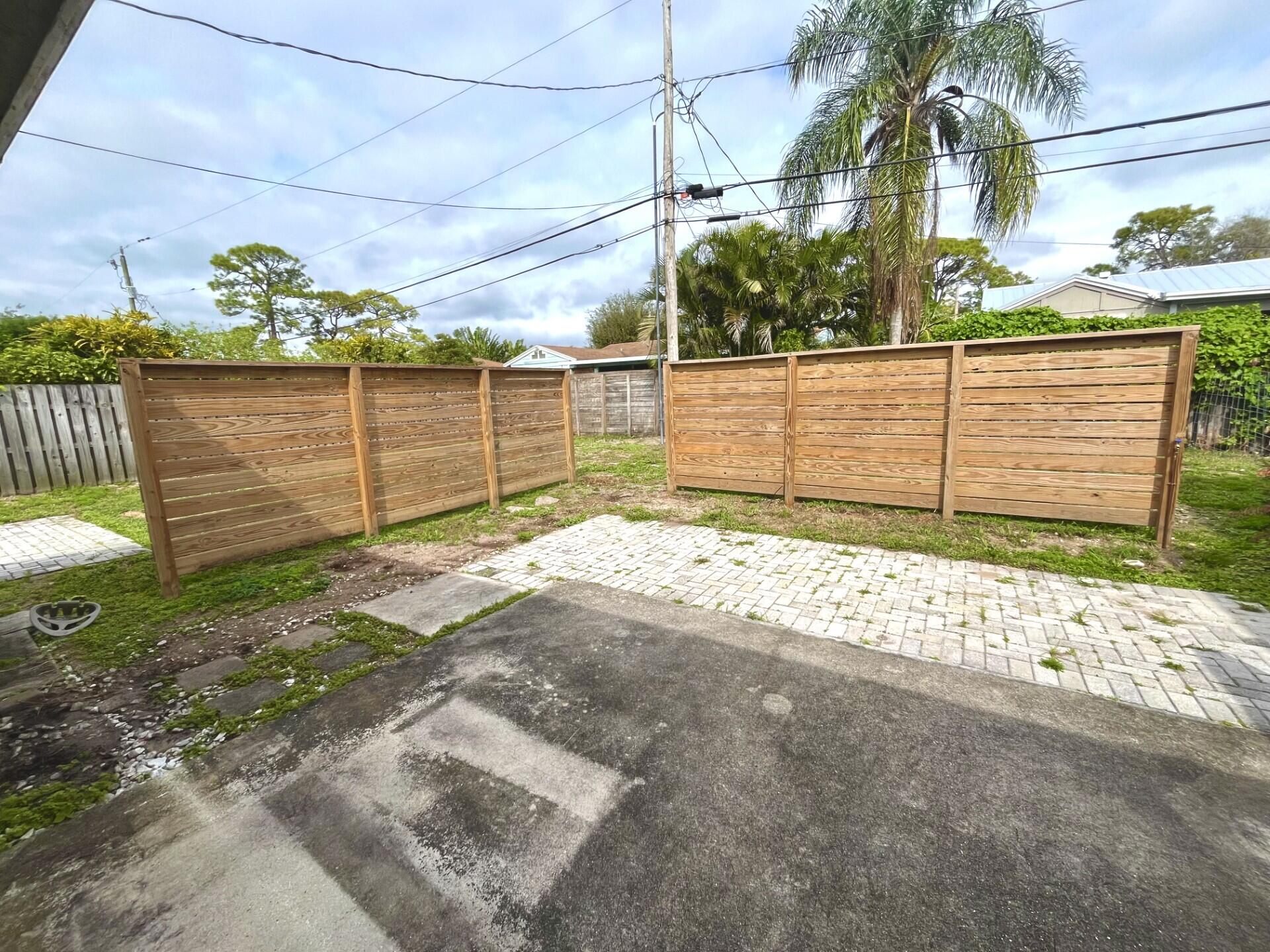 6087 Kendrick Street Jupiter, FL 33458 - Photo 13 of 14 6087 Kendrick Street