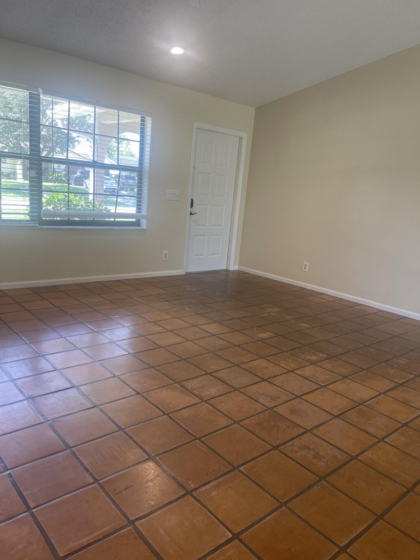 6087 Kendrick Street Jupiter, FL 33458 - Photo 4 of 14 6087 Kendrick Street