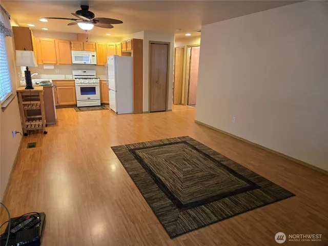 $2,400 | 3121 167th Street Northeast, Arlington, WA 98223