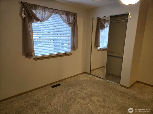 $2,400 | 3121 167th Street Northeast, Arlington, WA 98223