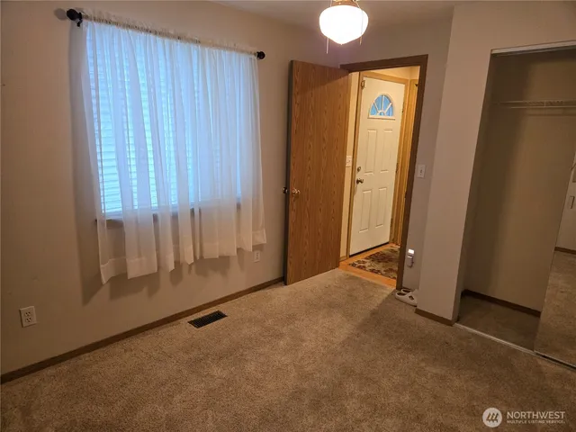 $2,400 | 3121 167th Street Northeast, Arlington, WA 98223