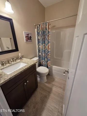 $664,000 | 204 Seminole Circle, Loudon, TN 37774