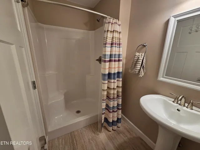 $664,000 | 204 Seminole Circle, Loudon, TN 37774