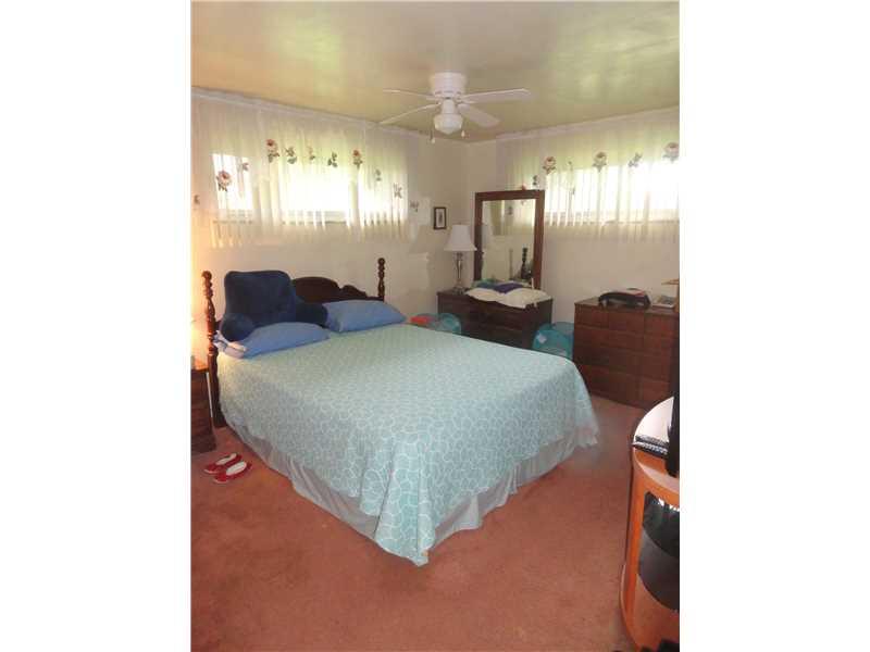 343 East Union Road Cheswick, PA 15024 - Photo 15 of 20 Bedroom.