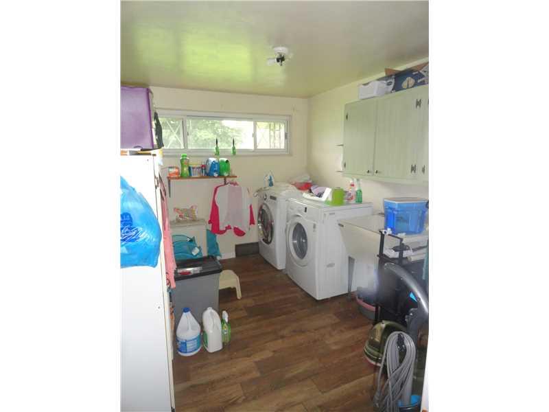 343 East Union Road Cheswick, PA 15024 - Photo 10 of 20 Bedroom. THIRD BEDROOM IS NOW SET UP AS A FIRST FLOOR LAUNDRY.