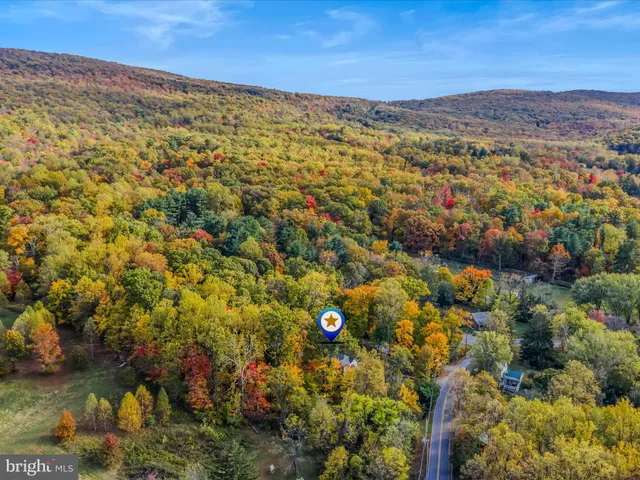 $389,900 | 8907 Crystal Falls Drive, Boonsboro, MD 21713