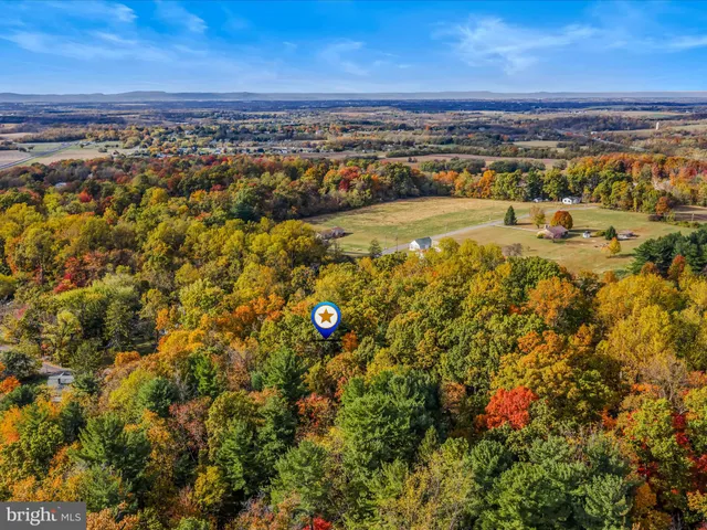 $389,900 | 8907 Crystal Falls Drive, Boonsboro, MD 21713