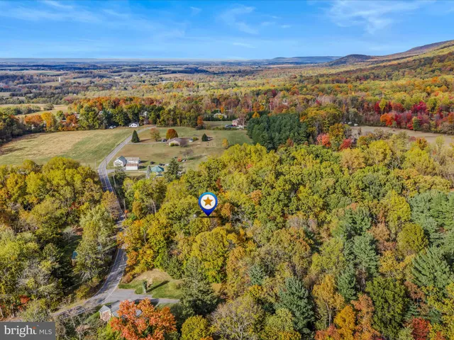 $389,900 | 8907 Crystal Falls Drive, Boonsboro, MD 21713