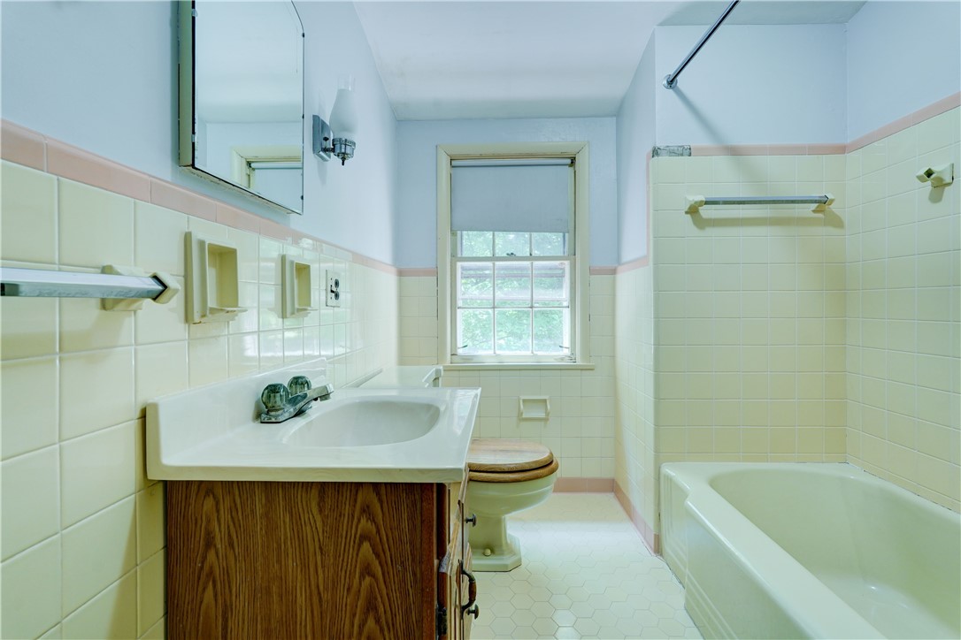 1743 Calkins Road Pittsford, NY 14534 - Photo 30 of 46