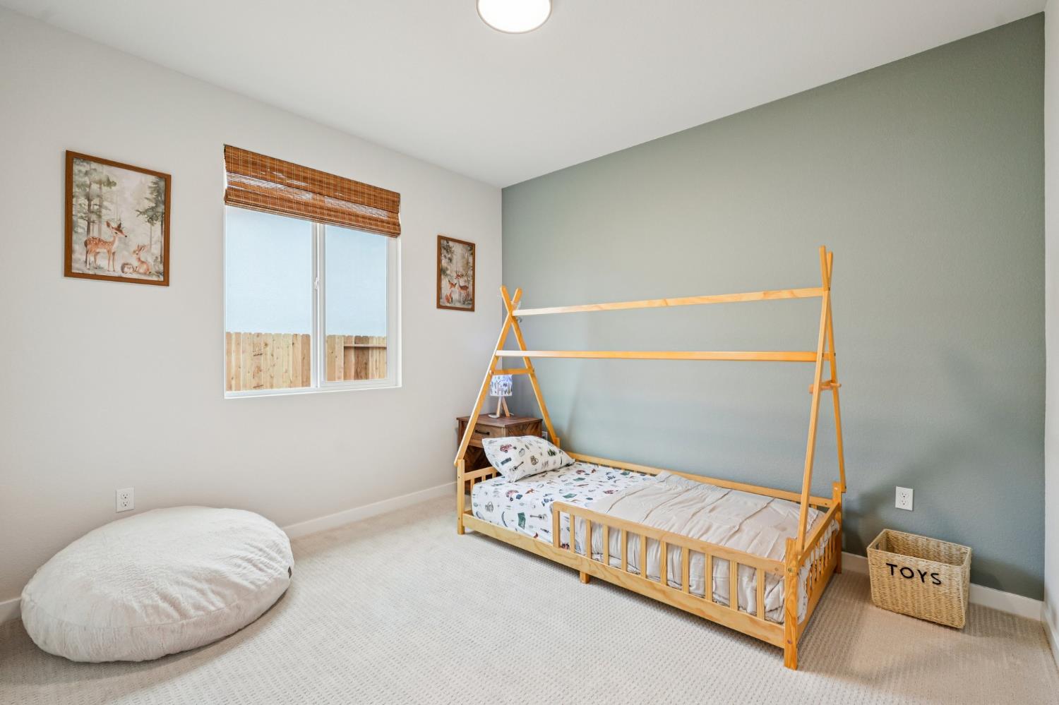 1639 Hansen Ranch Road Olivehurst, CA 95961 - Photo 23 of 33 Photo is of show home. Please see agent for colors, options and upgrades for this homesite.