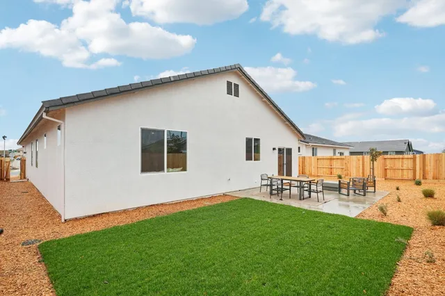 $529,137 | 1639 Hansen Ranch Road, Olivehurst, CA 95961