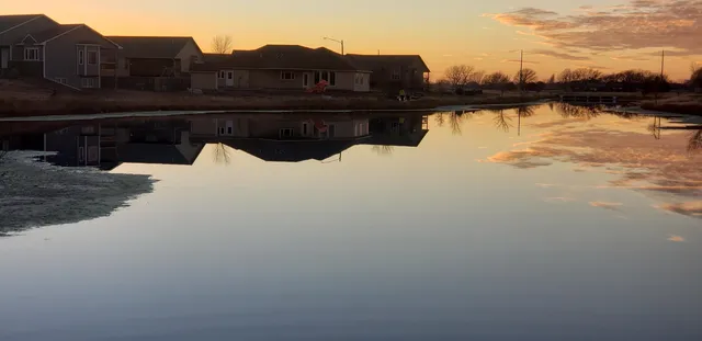 $19,500 | 325 Springlake Drive, Newton, KS 67114