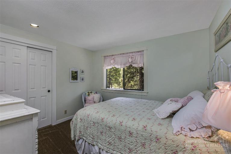 14532 Crossroads Loop Sisters, OR 97759 - Photo 16 of 24 Additional Photo