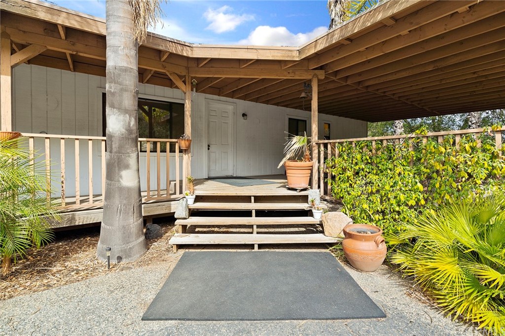 46970 Rainbow Canyon Road Temecula, CA 92592 - Photo 4 of 34 a view of entryway with a rug