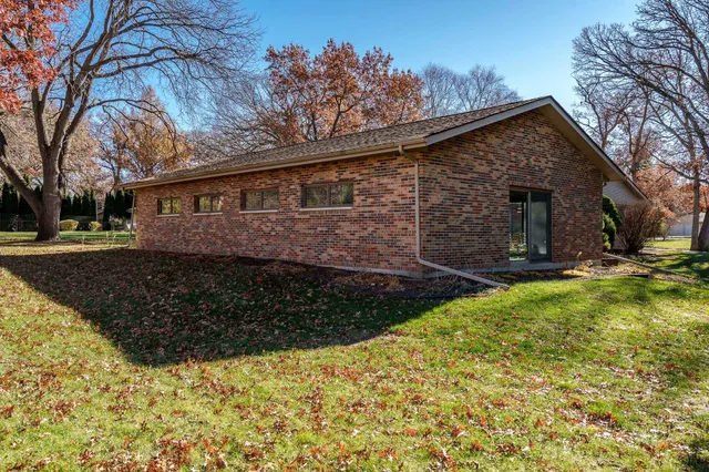 $384,900 | 6622 Buckhorn Trail, Loves Park, IL 61111