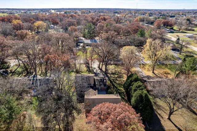 $384,900 | 6622 Buckhorn Trail, Loves Park, IL 61111