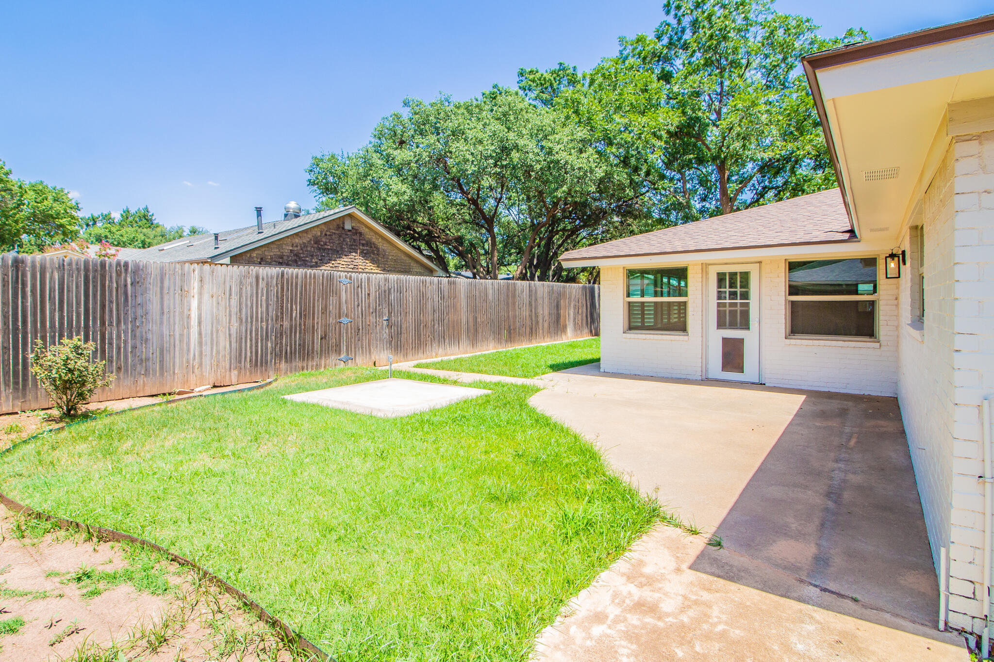 4102 70th Street Lubbock, TX 79413 - Photo 34 of 38 IMG_9886