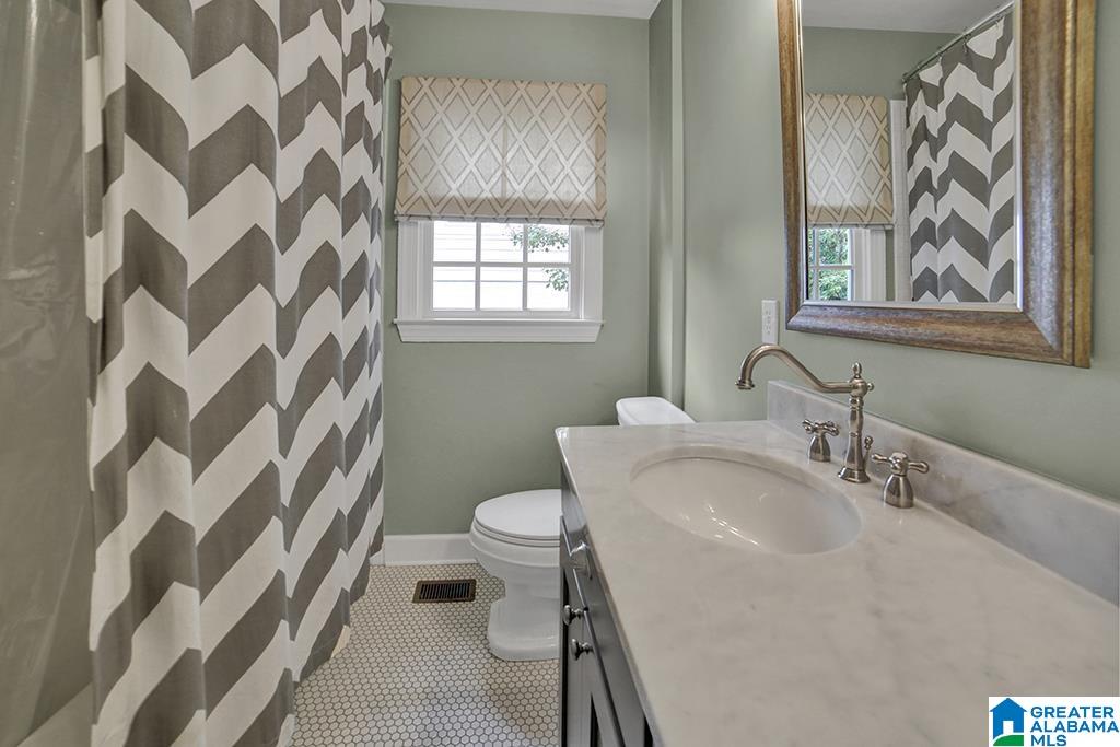 3005 Roxbury Road Birmingham, AL 35209 - Photo 15 of 34