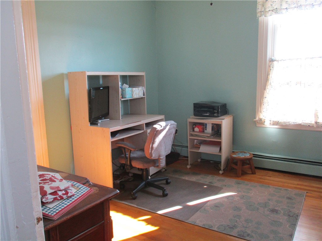 19 Gooding Street Pawtucket, RI 02860 - Photo 38 of 49 2ND FL BED