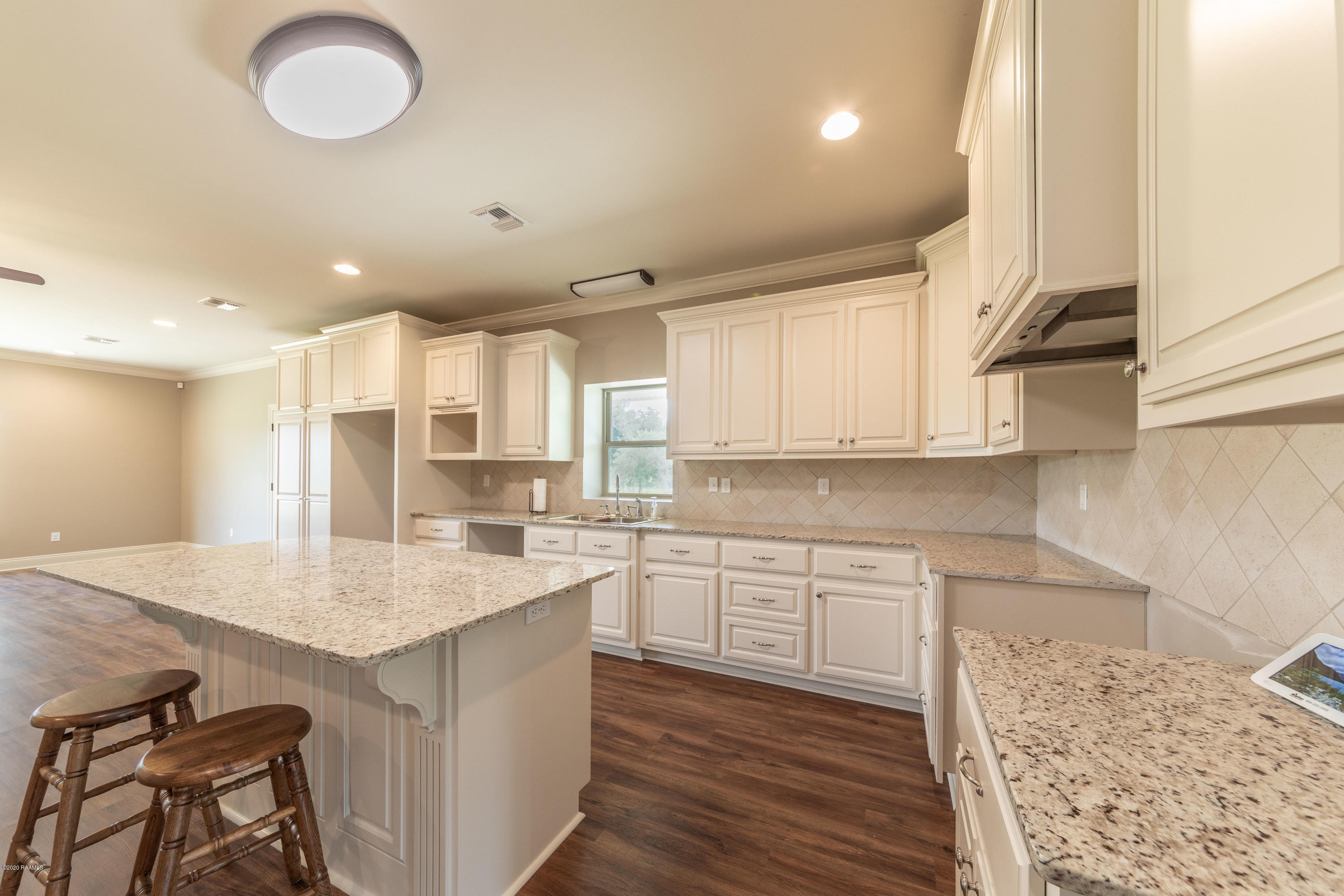 980 Austin Road Youngsville, LA 70592 - Photo 8 of 36 980AustinRetakes-6