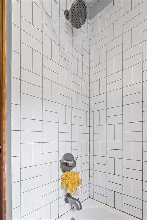 877 Beckwith Street Southwest Atlanta, GA 30314 - Photo 22 of 28 a bathroom with a sink