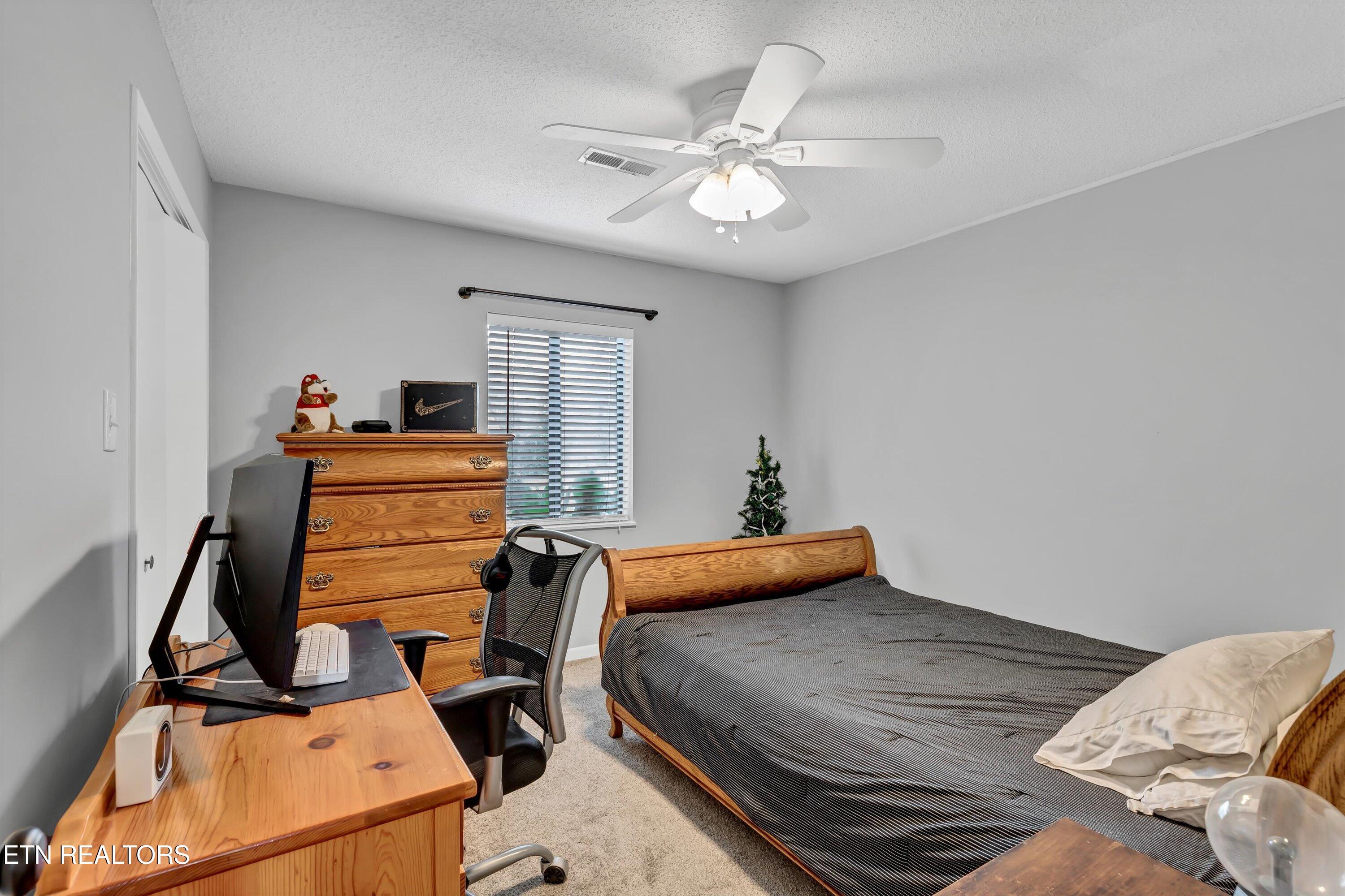 104 Carson Lane Oak Ridge, TN 37830 - Photo 24 of 34 24-104 Carson Ln-24
