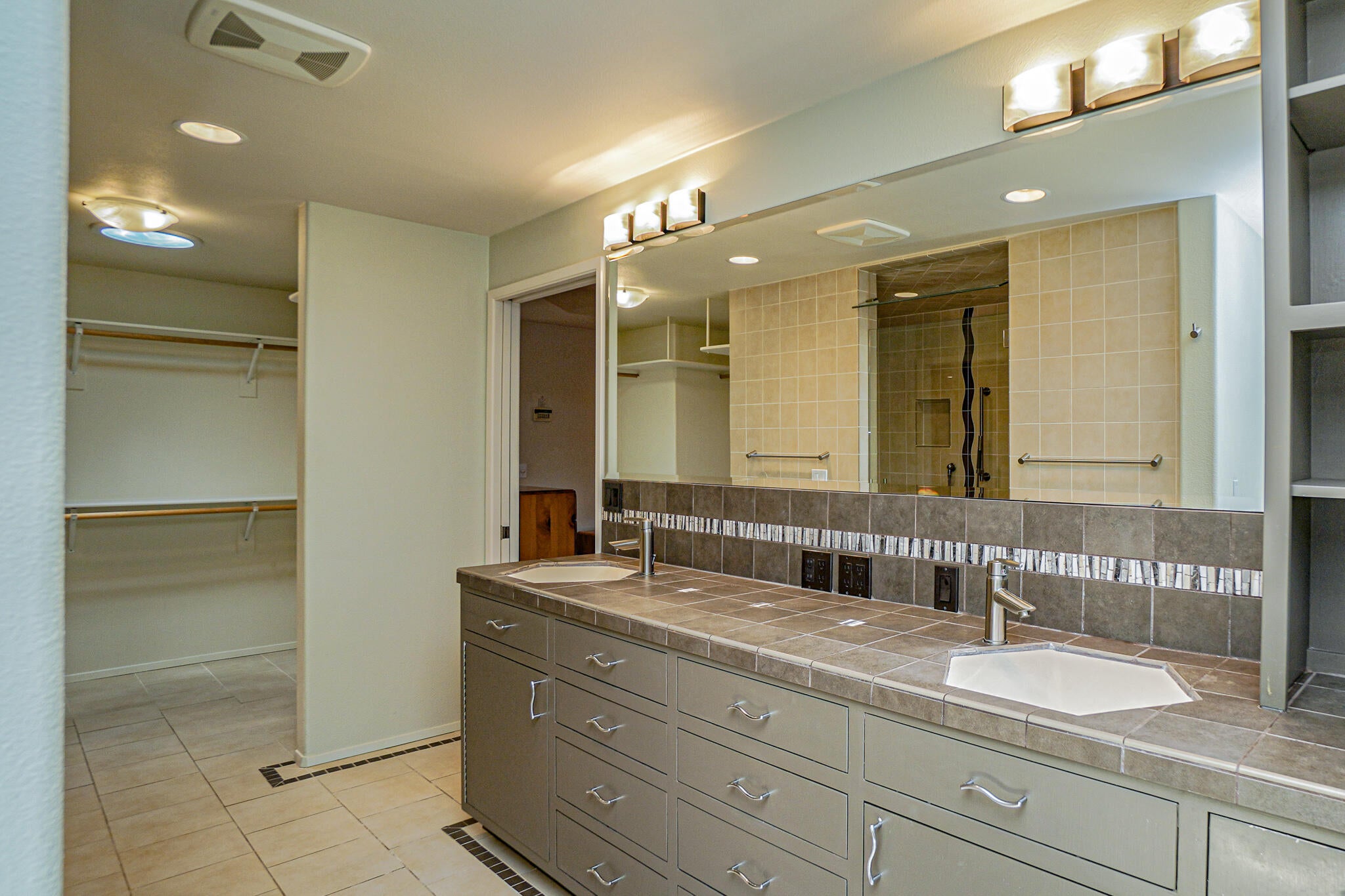 101 South Foothill Road Medford, OR 97504 - Photo 31 of 60 DSC06463