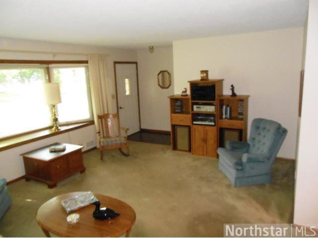 831 Patton Road New Brighton, MN 55112 - Photo 4 of 18 Gallery Image 4