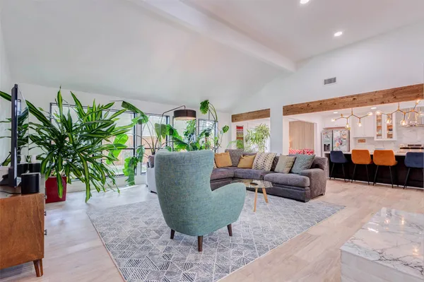 $3,500 | 11811 Spruce Hill Drive, Houston, TX 77077